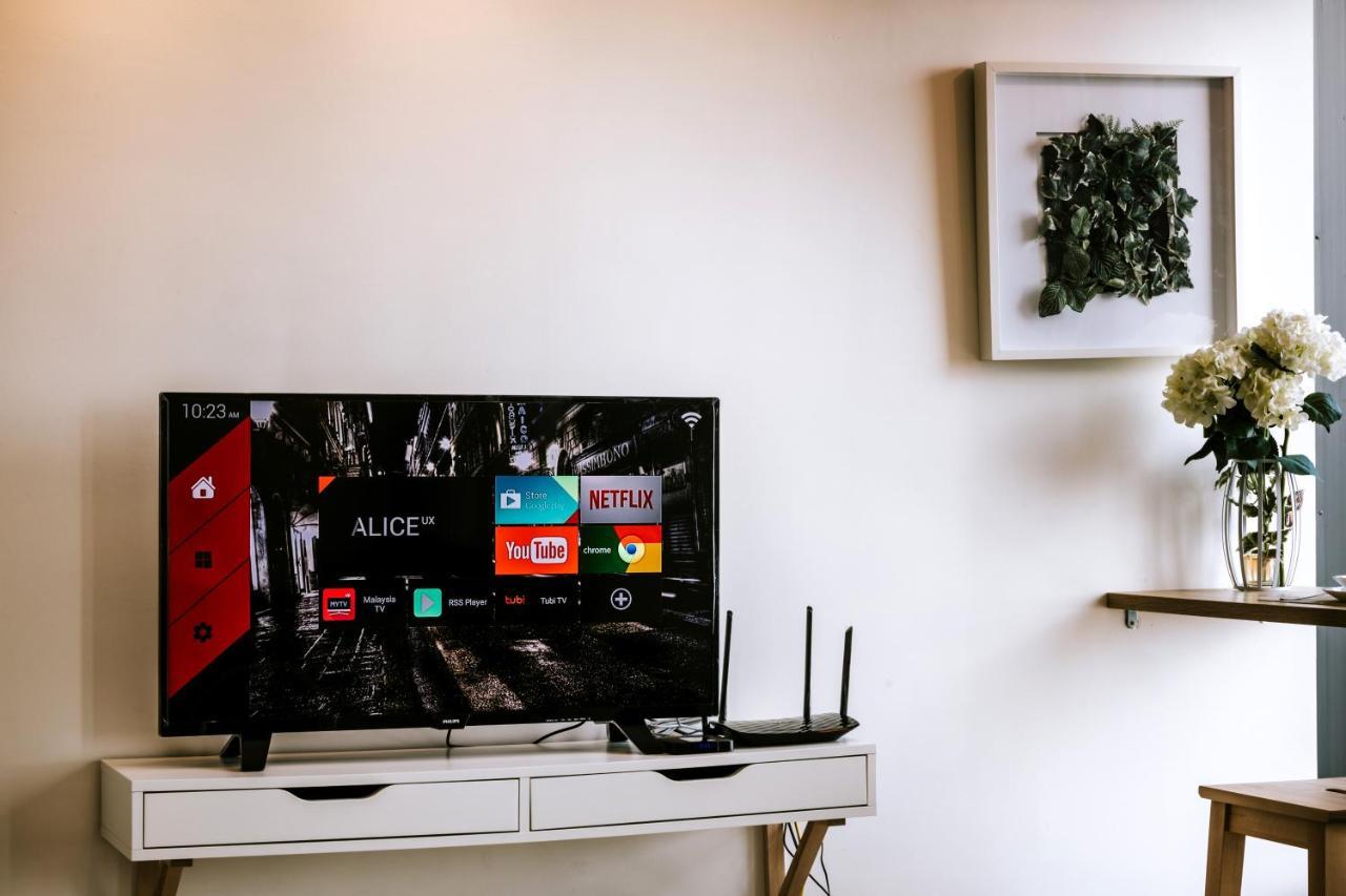 Muji Studio 2 - Seaview At 218 Tropicana Near Komtar Food Heaven With Netflix & Tv Box George Town Eksteriør bilde